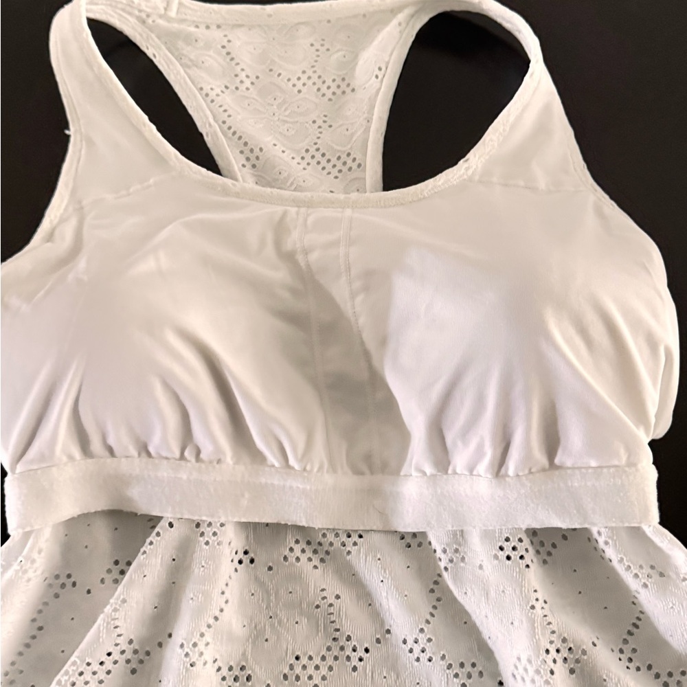Lilly Pulitzer Luxletic Corrine Skort &
Asana Tank Stretchy Floral Tank. Size SM - Picture 11 of 12